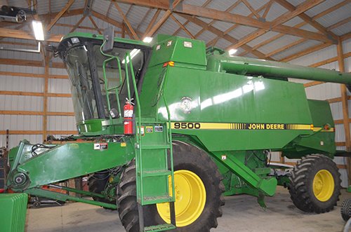Property photo 1 - FARM EQUIPMENT AUCTION IN ELKHART COUNTY, IN
